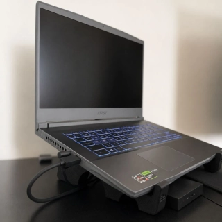 LaptopLift – Stojan na notebook
